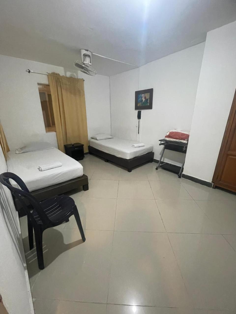 Hotel Villa Real เมเดยิน ภายนอก รูปภาพ